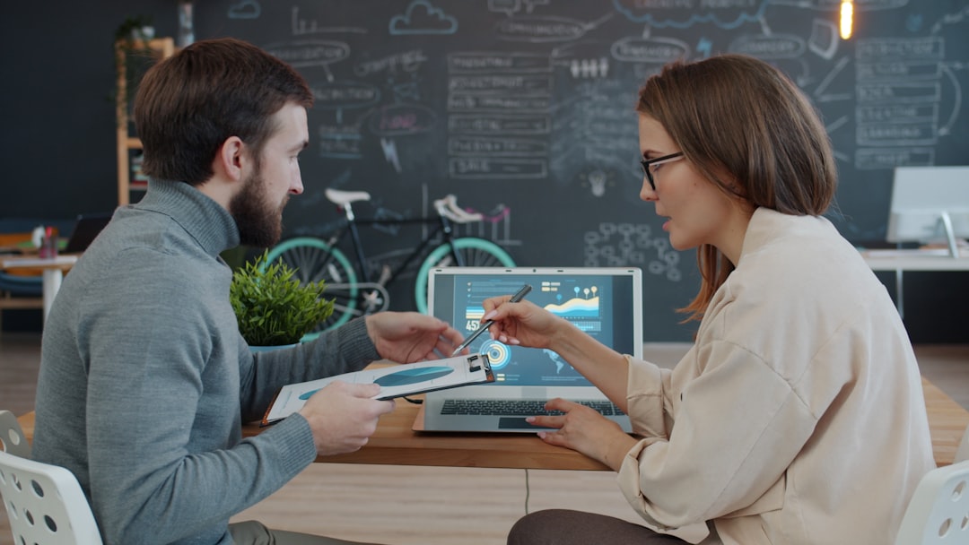 Fixed-Price vs Retainer: Choosing the Right Engagement Model for Your Digital Agency