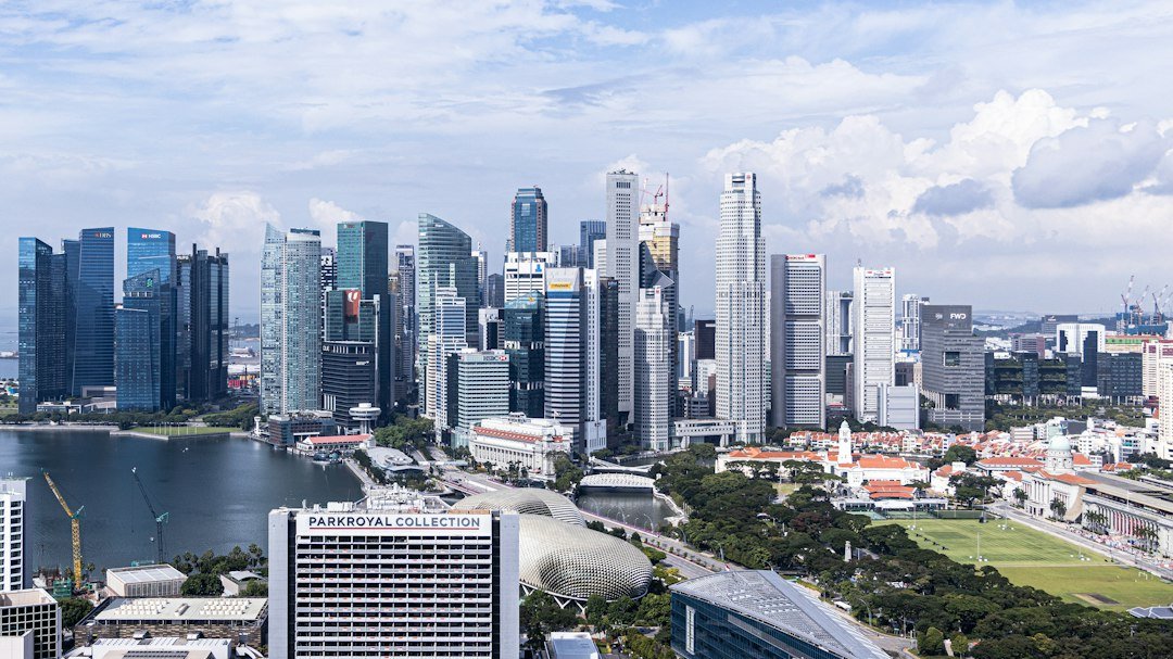 Why Singapore Startups Are Outsourcing Software Development to India: Benefits of an Offshore Development Team