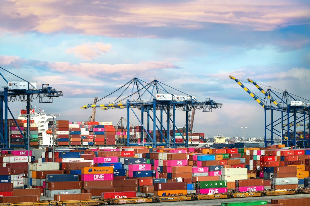 Erfolg der Offshore-Entwicklung: TransLogix reduziert Lieferzeit um 18 % mit Alifs Flottenmanagementsystem